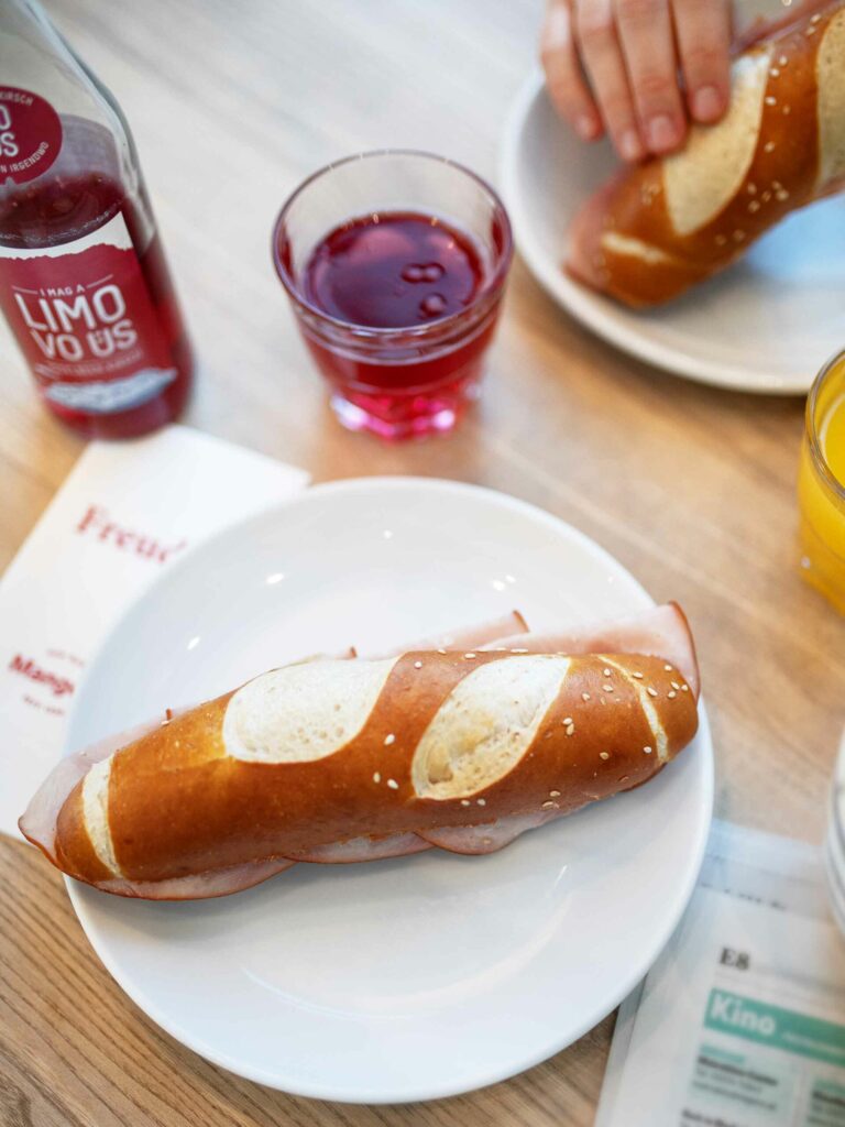 mangold_snacks_laugenstaengel_schinken_web_03-scaled
